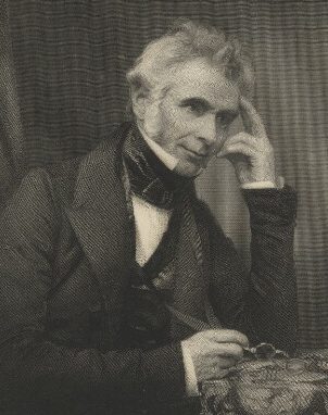 Portrett av mann som sitter ved et bord med en duk. Han holder brillene i høyre hånd og har venstre hånd ved tinningen